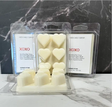 Load image into Gallery viewer, Heart Shaped Wax Melts XOXO Valentine's Day Wax Melts