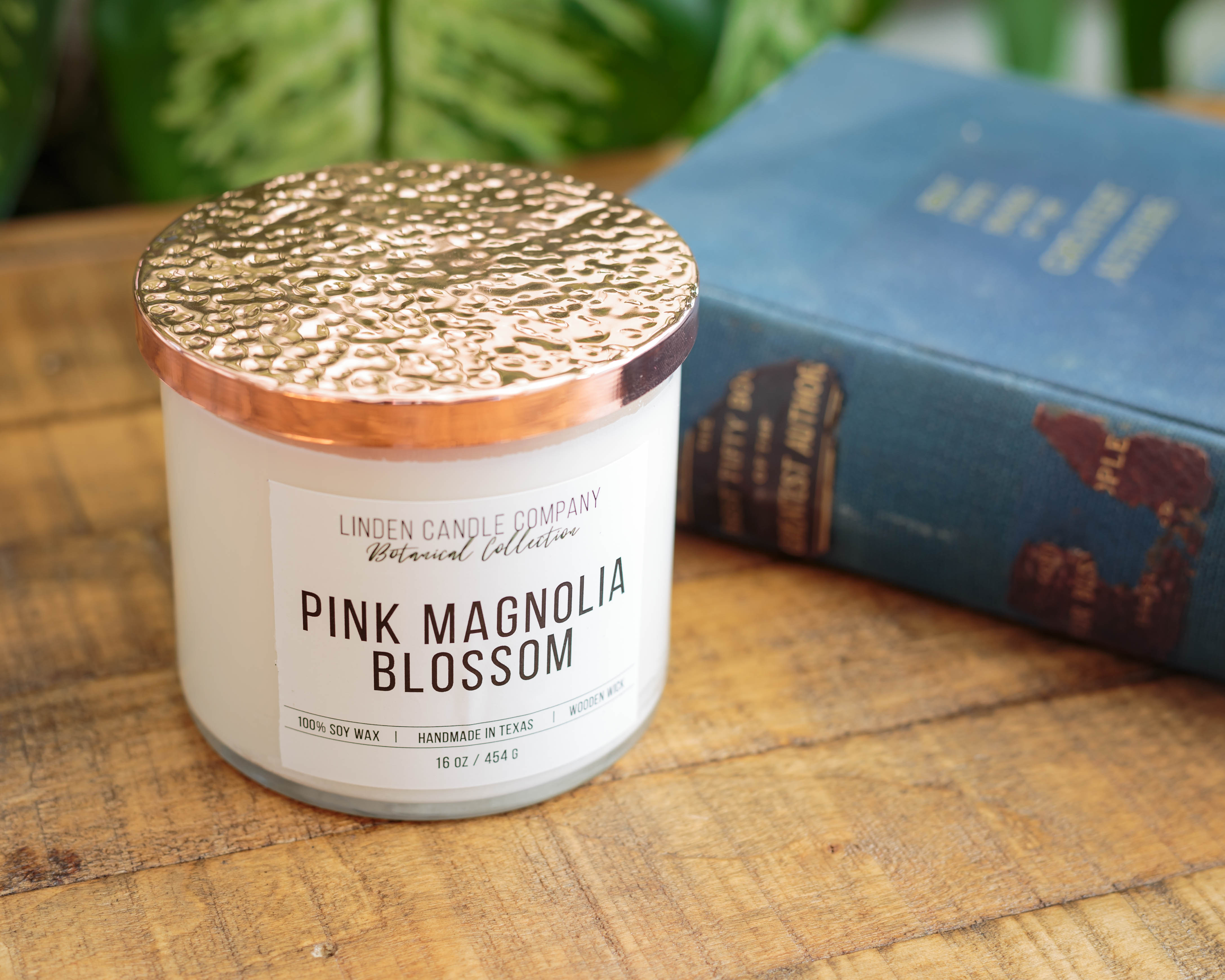 Pink Magnolia Blossom 16oz Candle
